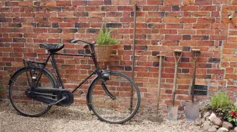 Composting Bicycles Image